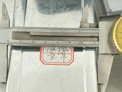 河南轻钢龙骨机