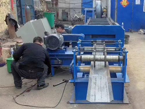 河南止水钢板机