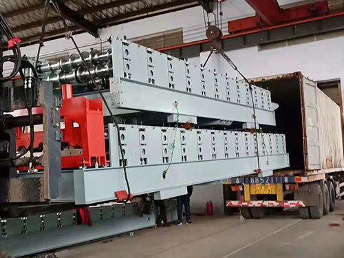 河南彩钢楼板成型机